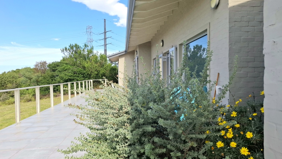 3 Bedroom Property for Sale in Eastford Country Estate Western Cape